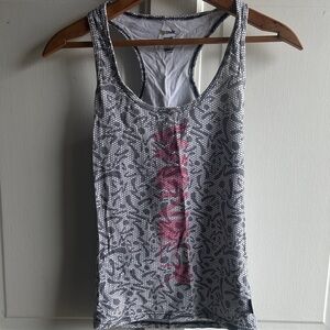 Zumba Fitness Women's Tank Top with Gray Pattern and Pink Logo